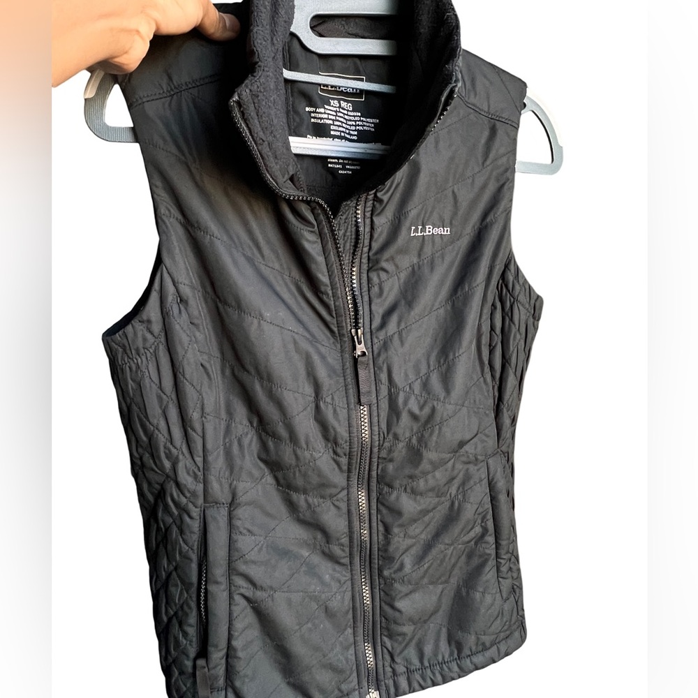 L.L.Bean Women's Fleece-Lined PrimaLoft Vest Size Small 

Black Color